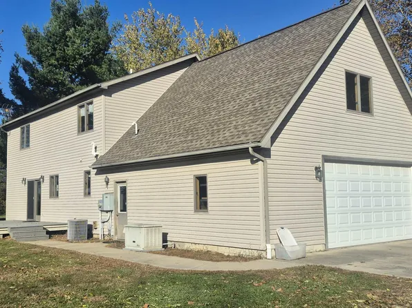 6915 Mitchell Rd, Palmyra, MI 49268