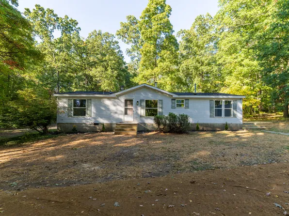 3373 132nd Ave, Hopkins, MI 49328