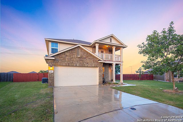 1st image of 2297 Fernhill Dr