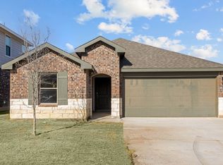 406 14th St, Wolfforth, TX 79382
