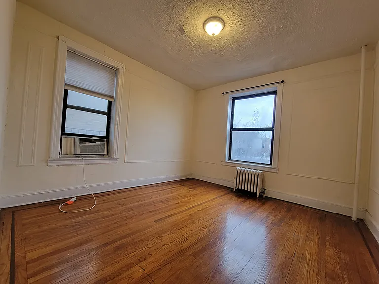 44-15 43rd Ave #214 — Photo 7