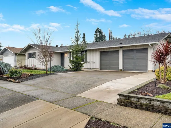1420 Sunset Ln, Sweet Home, OR 97386