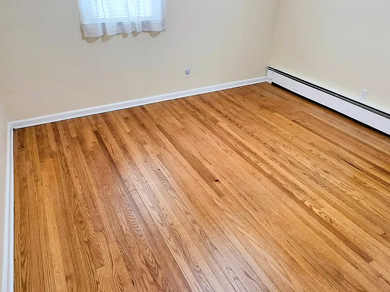 648 Milton Ave — Photo 14