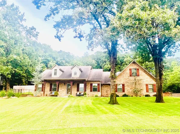 5 Leathers Ln, Muskogee, OK 74401