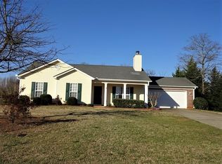 332 Lokeys Ridge Rd, Bethlehem, GA 30620