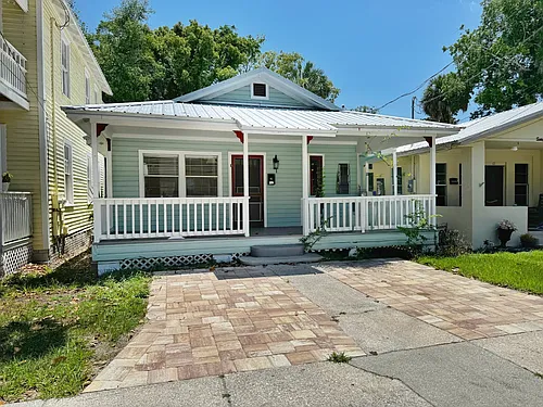 63 Dumas St Photo 1