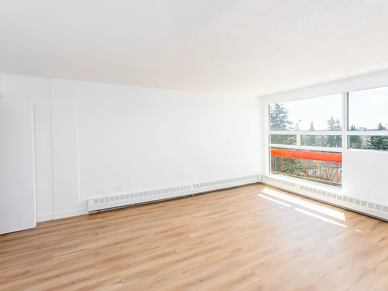 815 50th Ave SW — Photo 83