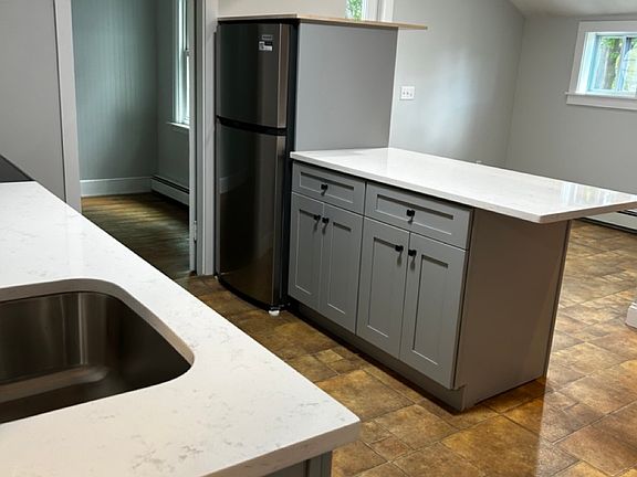 Open Kitchen & dining area