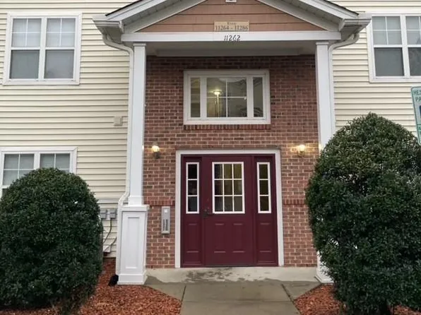 11282 Hyde Pointe Ct, Charlotte, NC 28262