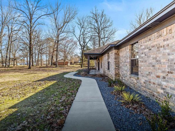 6815 Buchanan Loop Rd, Texarkana, TX 75501