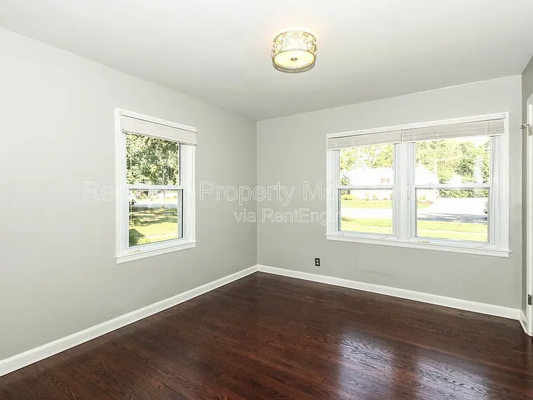 1723 Broad Ripple Ave — Photo 14