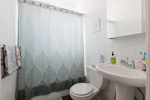 Rented by Berman Realty | media 32