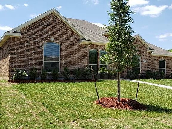 2nd image of 1357 Lake Grove Ln