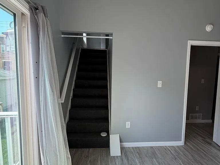 175 Sherman Ave — Photo 10