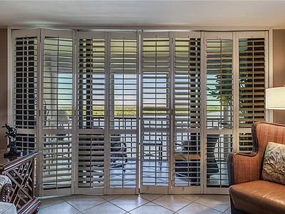 4th image of 4253 Bay Beach Ln #D4