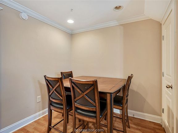 5th image of 1725 Harvey Mitchell Pkwy S APT 627