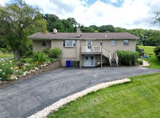 8076 Franklin Rd, Evans City, PA 16033