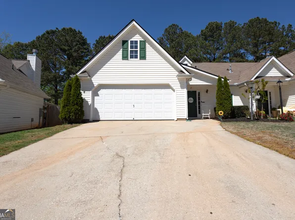 175 Courtyard Ln, Newnan, GA 30265