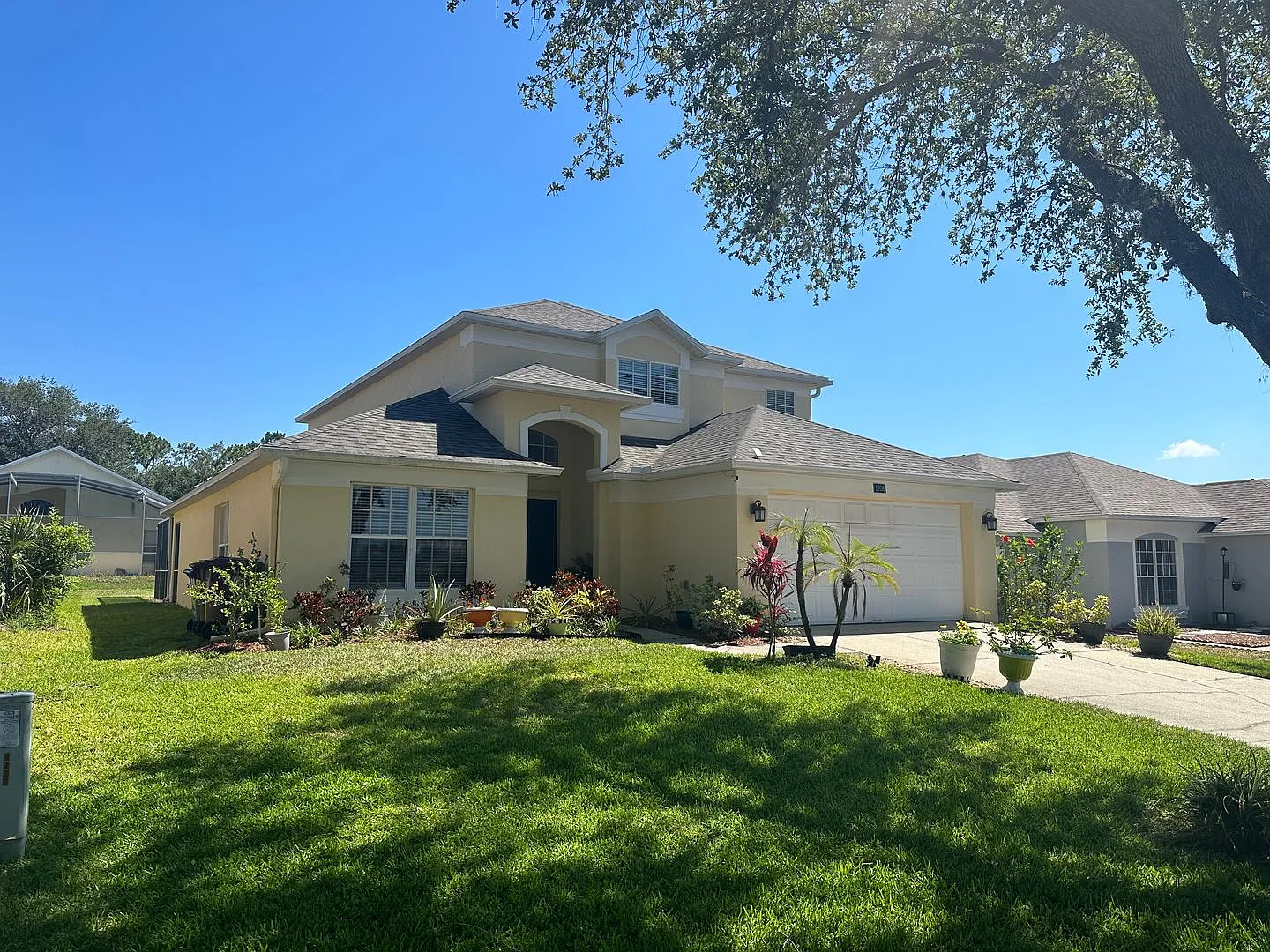 5 Bedroom 3 Bathroom and private pool Home For Rent in Davenport — Photo 2
