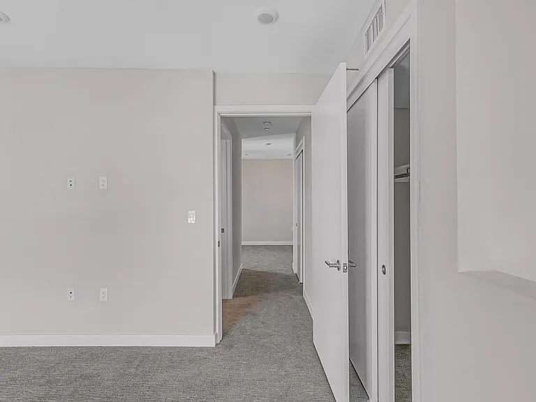825 Coronado-Building — Photo 96