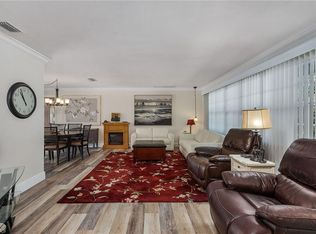 8522 Lagoon Rd, Fort Myers Beach, FL 33931