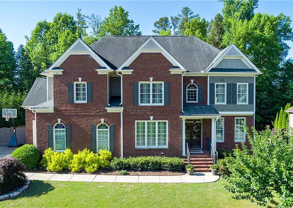 1st image of 139 Three Branches Dr