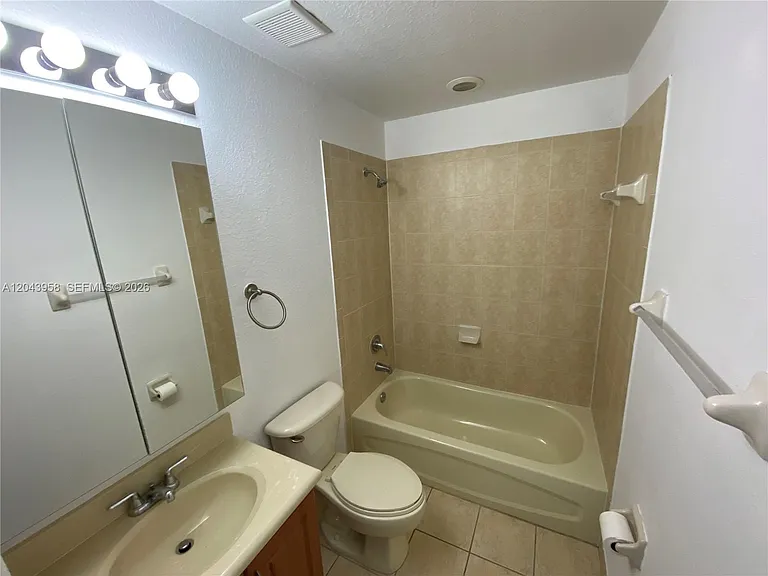 11202 NW 83rd St #106 — Photo 28