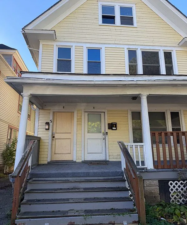 5 Sawyer St #5
