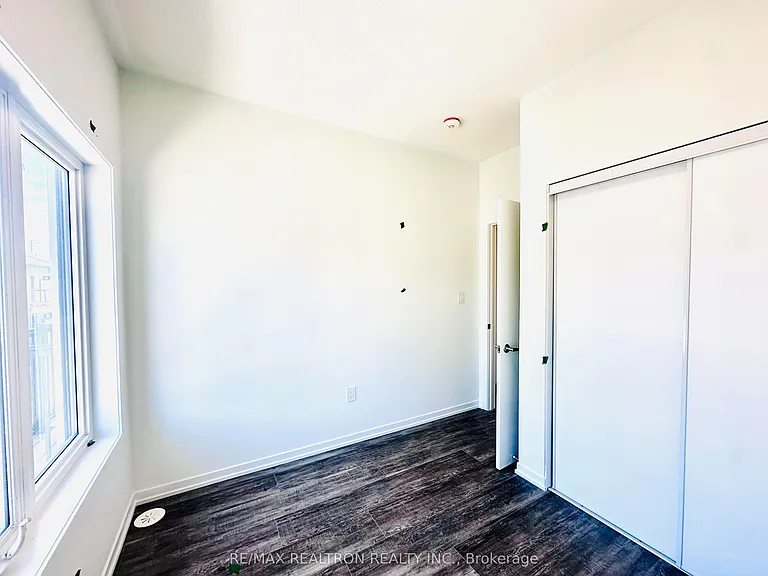 105 Matawin Ln — Photo 9