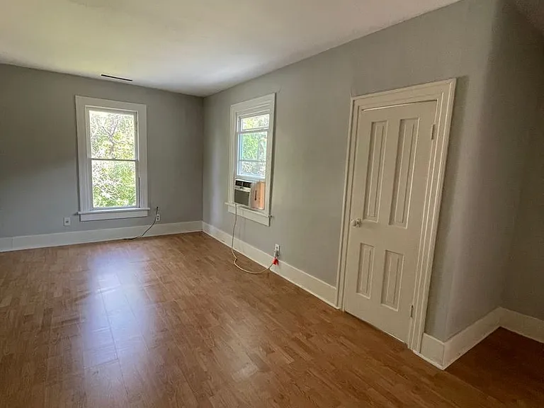 520 State St — Photo 2