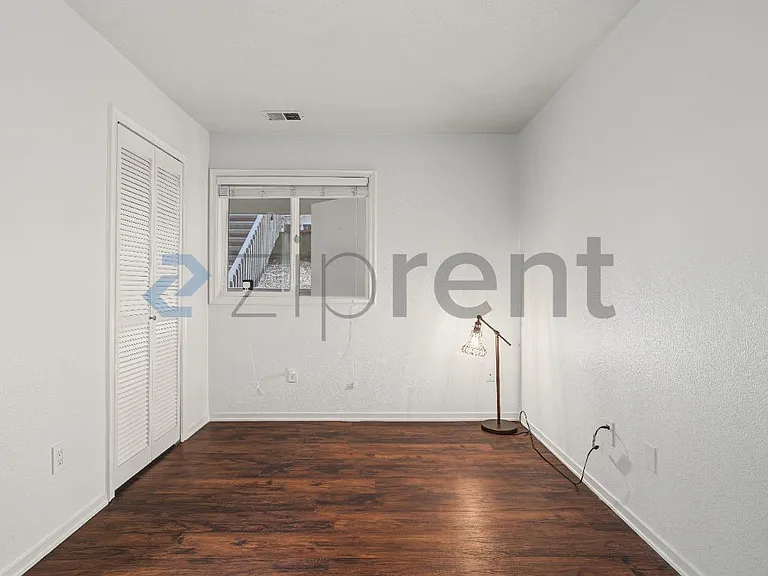 7501 N Edgewater Ave — Photo 13