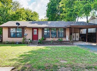 1409 W Ross St, Waxahachie, TX 75165