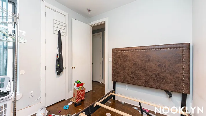 Rented by Nooklyn NYC LLC | media 45