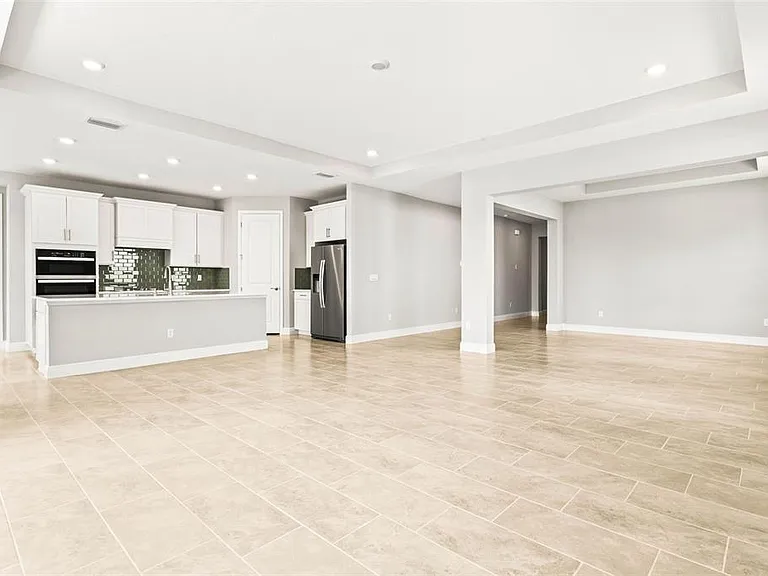 23176 Pachino Way — Photo 4