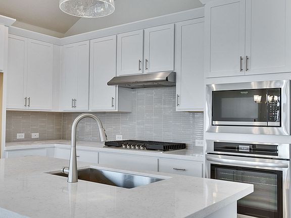 4th image of 186 Du Bois Ln