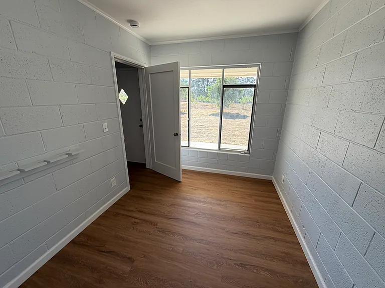 10811 Powell Rd — Photo 7