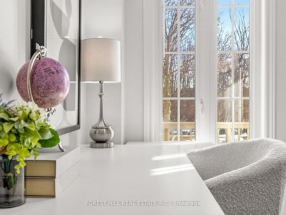 5th image of 240 Swan Park Rd