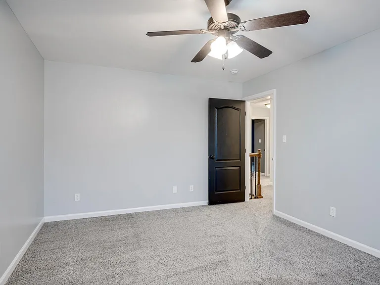 8647 Crenshaw Dr — Photo 35