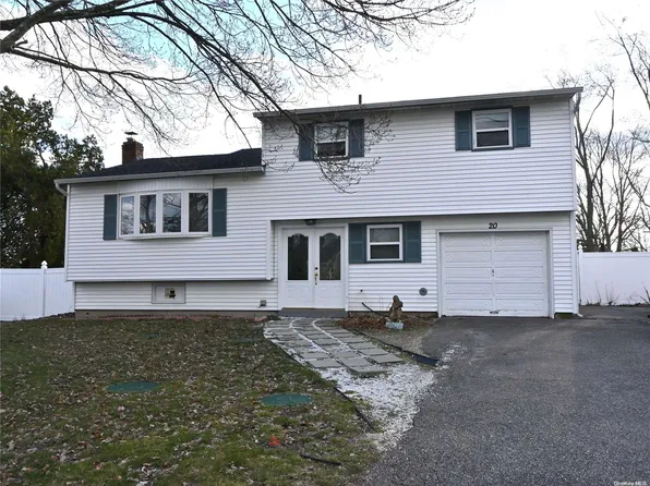 20 Nostrand Avenue, Selden, NY 11784