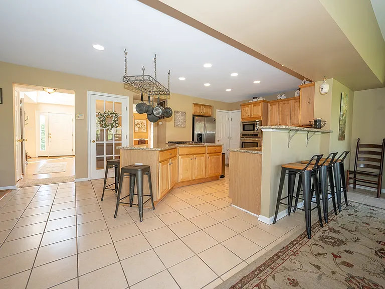 903 Maplewood Dr — Photo 72