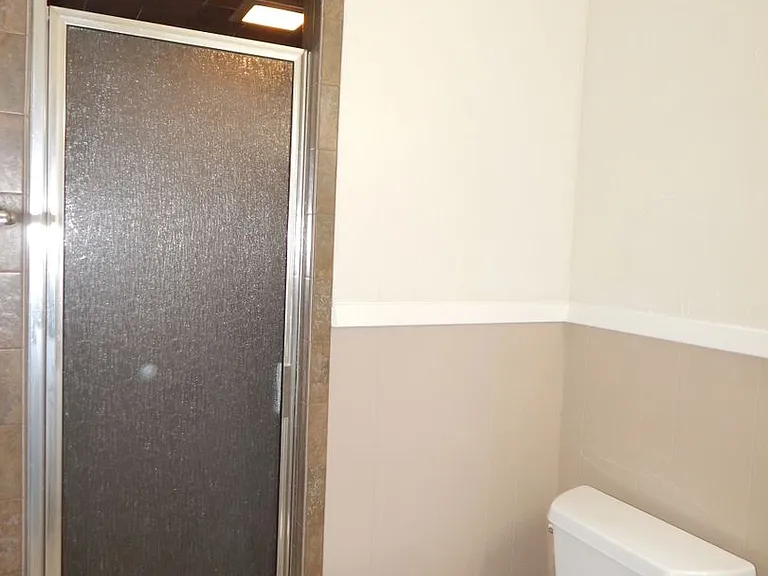 905 David Dr — Photo 36