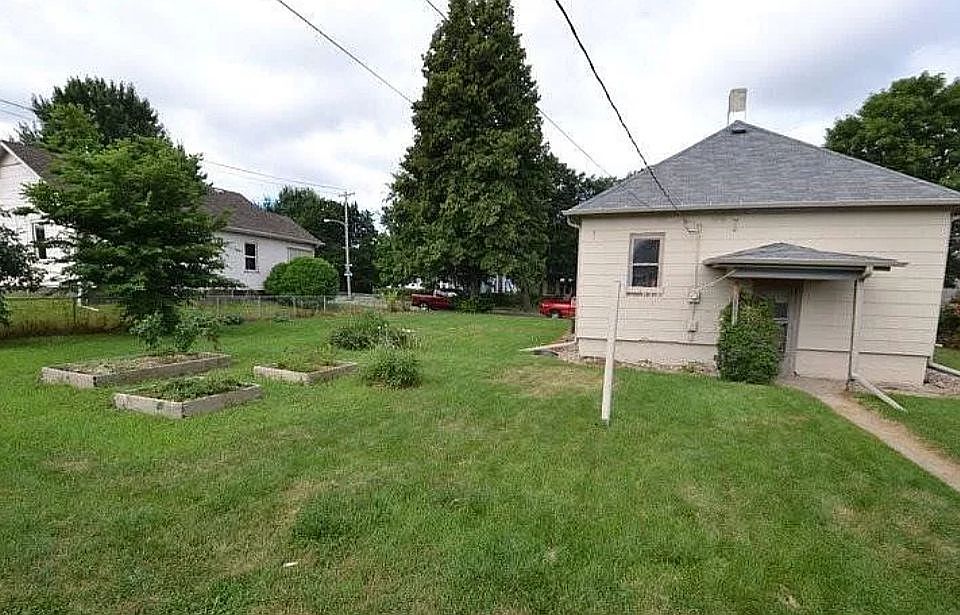 1st image of 808 N French Ave