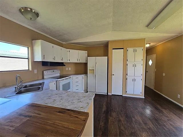 16743 Highway 90 #30 — Photo 10