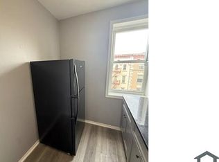 233 Littleton Ave, Newark, NJ 07103