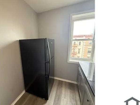 233 Littleton Ave, Newark, NJ 07103