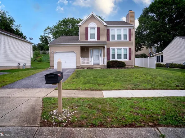 5914 Manor House Ln, Baltimore, MD 21225