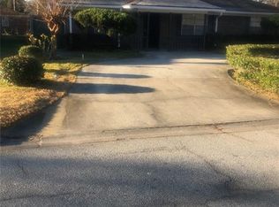 1827 Arcadian St, Savannah, GA 31405