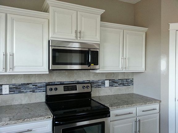 3rd image of 2365 SE Florence Dr