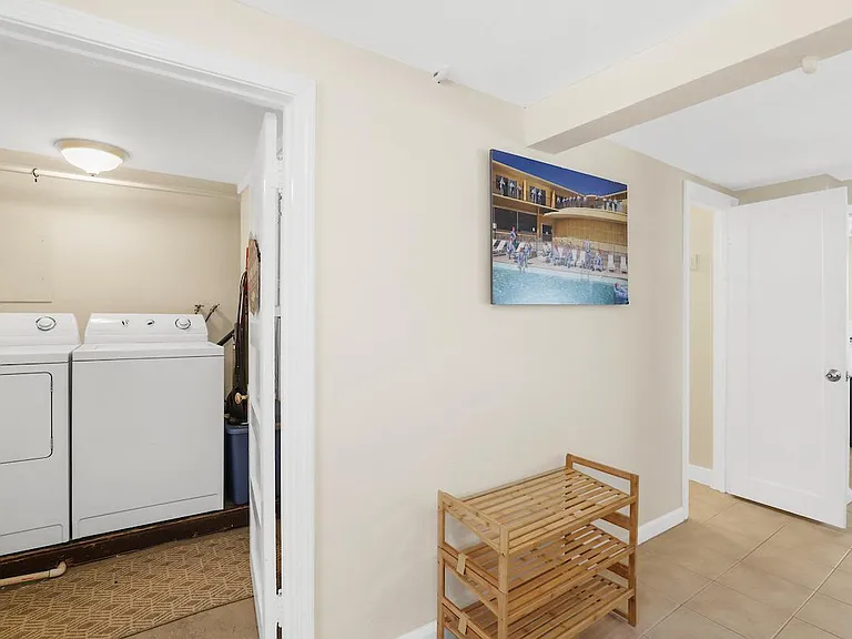 1164 Raymond Ave #A — Photo 46