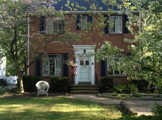 26405 Lake Rd, Bay Village, OH 44140